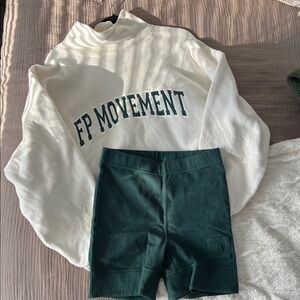 FP Movement Mockneck Victory Set